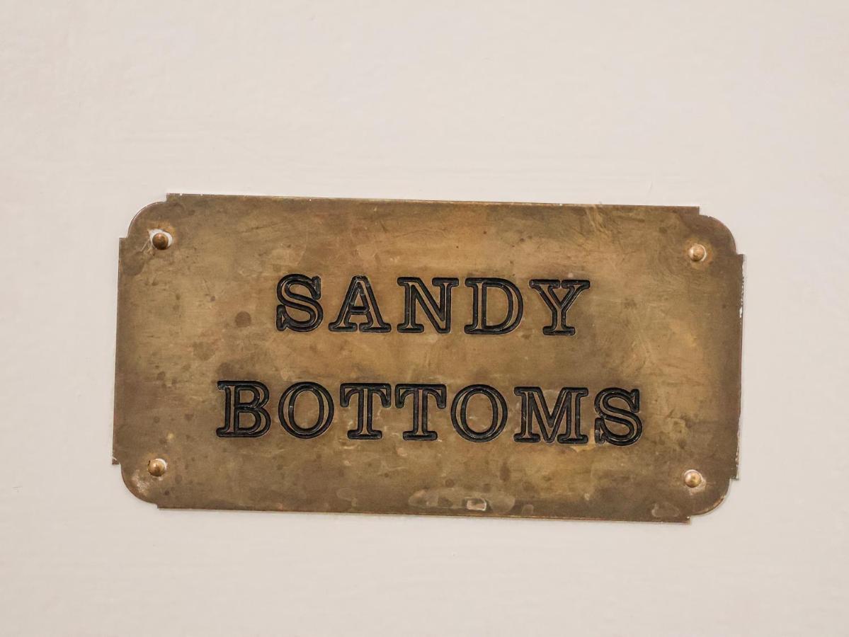 Sandy Bottoms Whitby Buitenkant foto